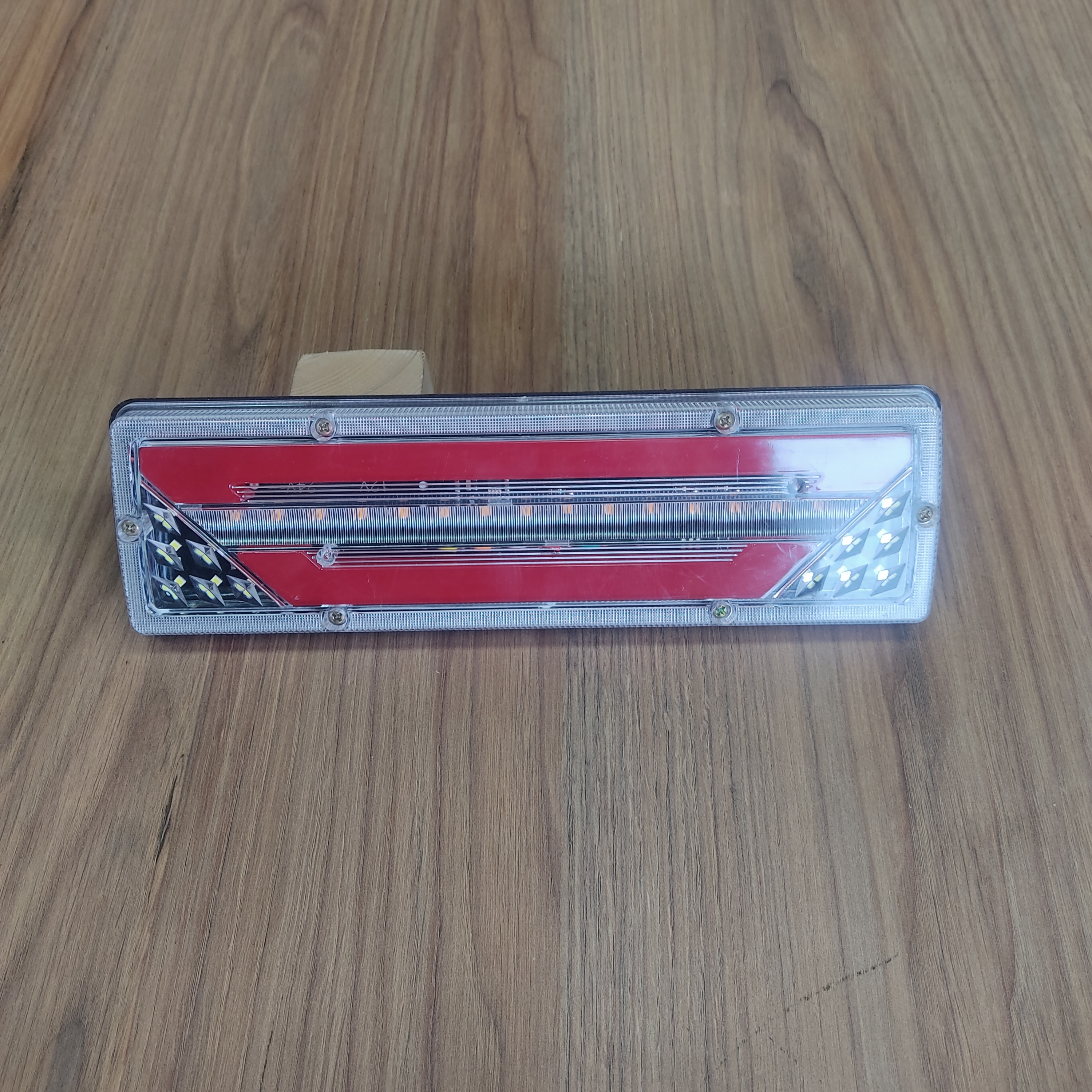 خطر led نیسان یخچالدار ( ۱ عدد )