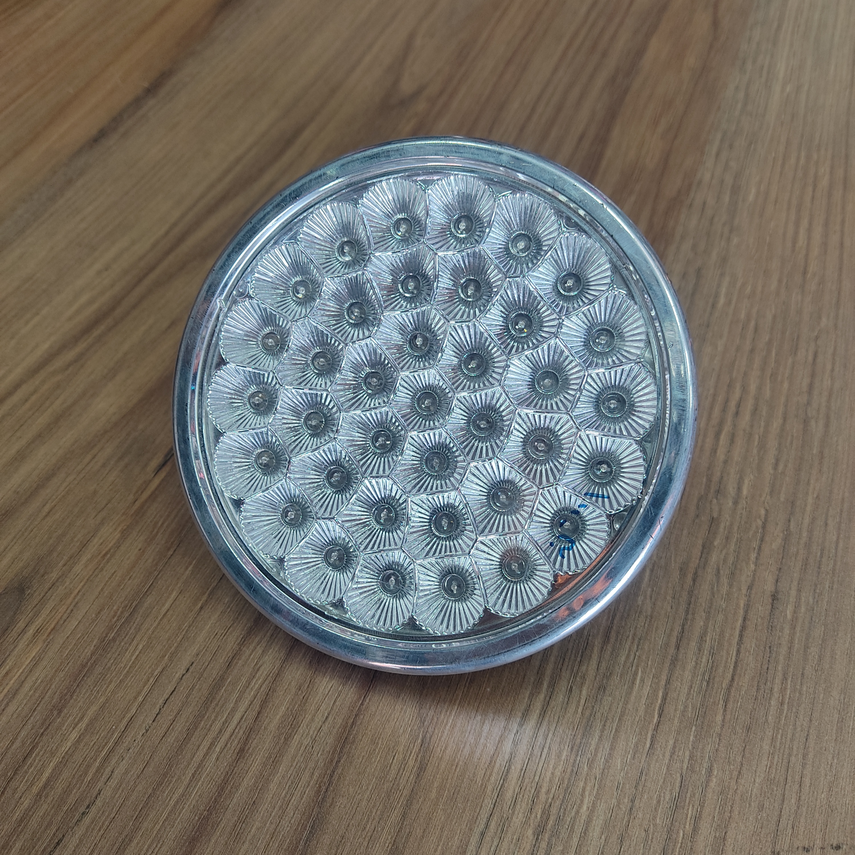 چراغ سقفی LED